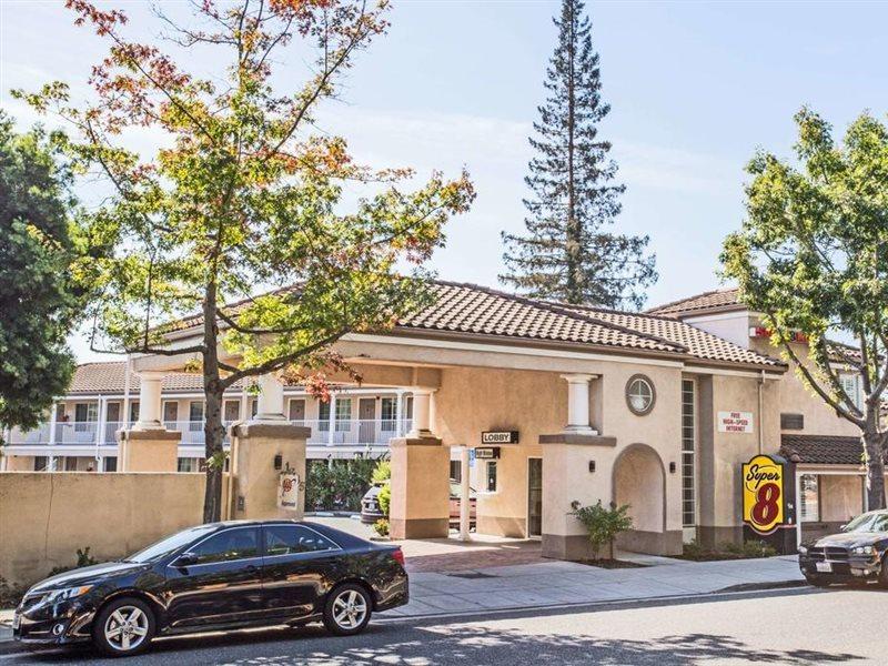Super 8 By Wyndham Mountain View Motel Bagian luar foto